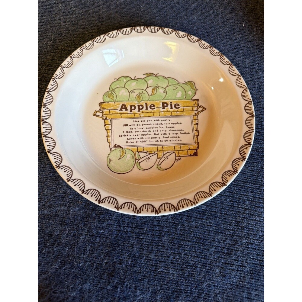 Vintage Apple Pie Plate with Recipe, Farmhouse Dish by Dee Country Lodge 10.5”